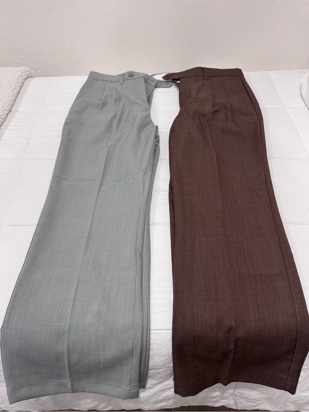 Men's Tailored High Waisted Pleated Trousers in Light Gray and Brown